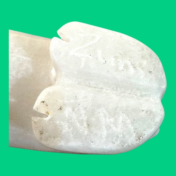 Zuni Hand Carved White Buffalo Fetish Turquoise Eyes Artisan Signed Todd Etsate - Picture 4 of 12